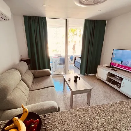 Mama Yumbo Apartment